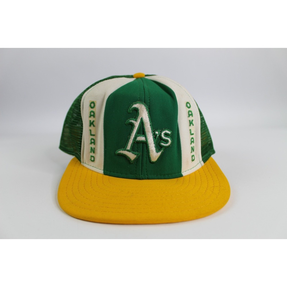 Vintage 1980s Oakland A's MLB Baseball Cap Snap Back Hat one size fits all USA